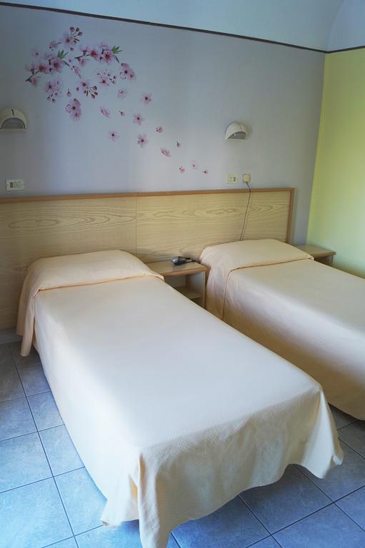 Hotel Stazione Novare Extérieur photo