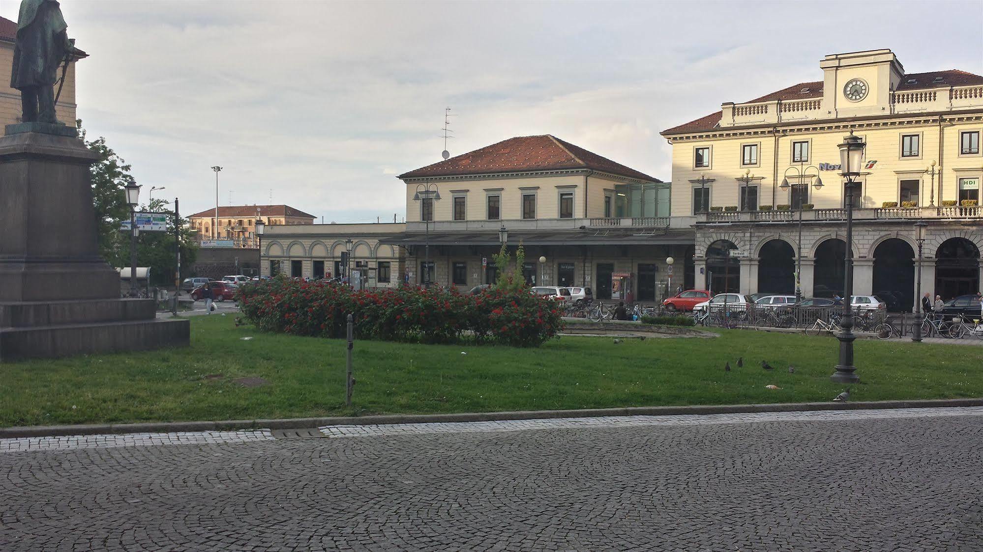 Hotel Stazione Novare Extérieur photo