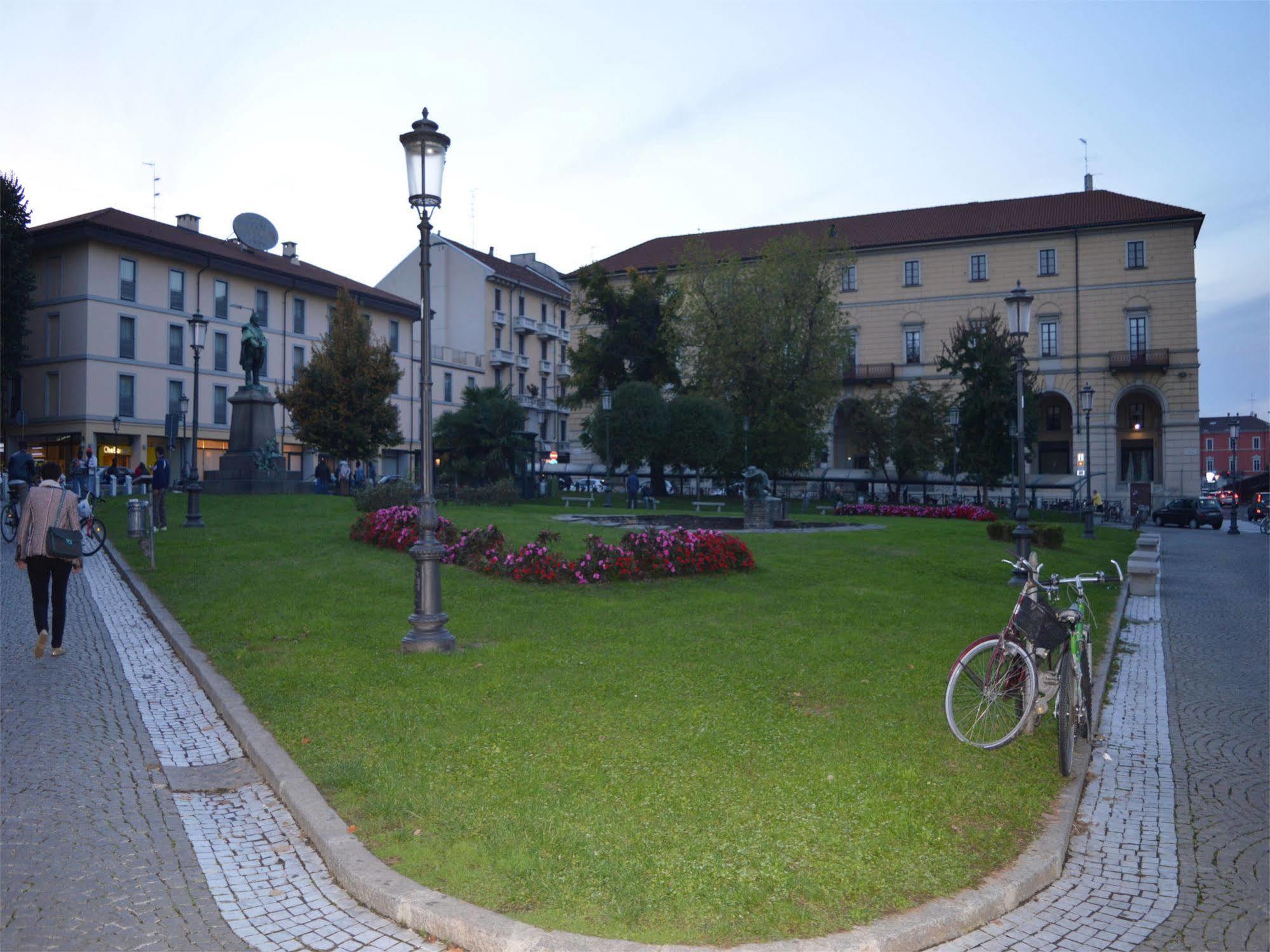 Hotel Stazione Novare Extérieur photo