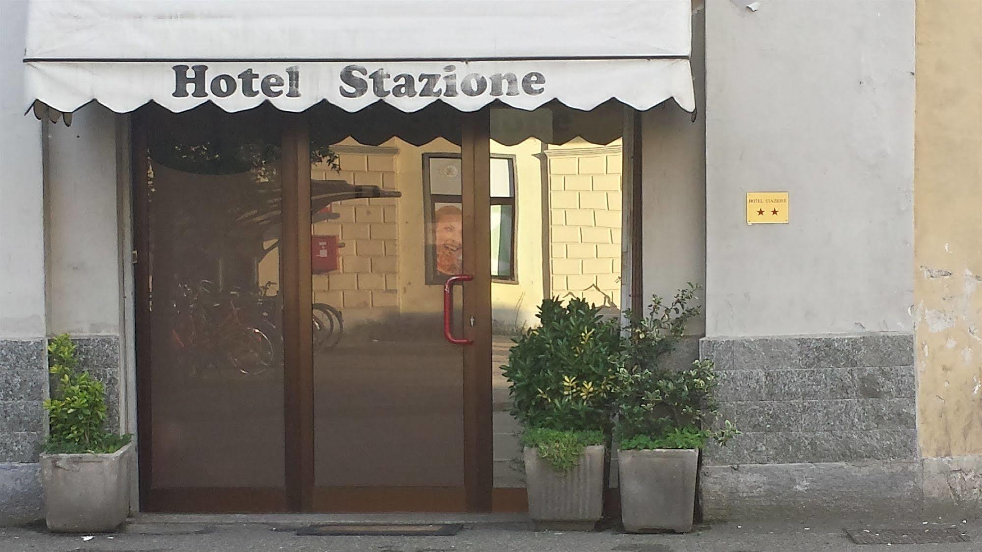 Hotel Stazione Novare Extérieur photo