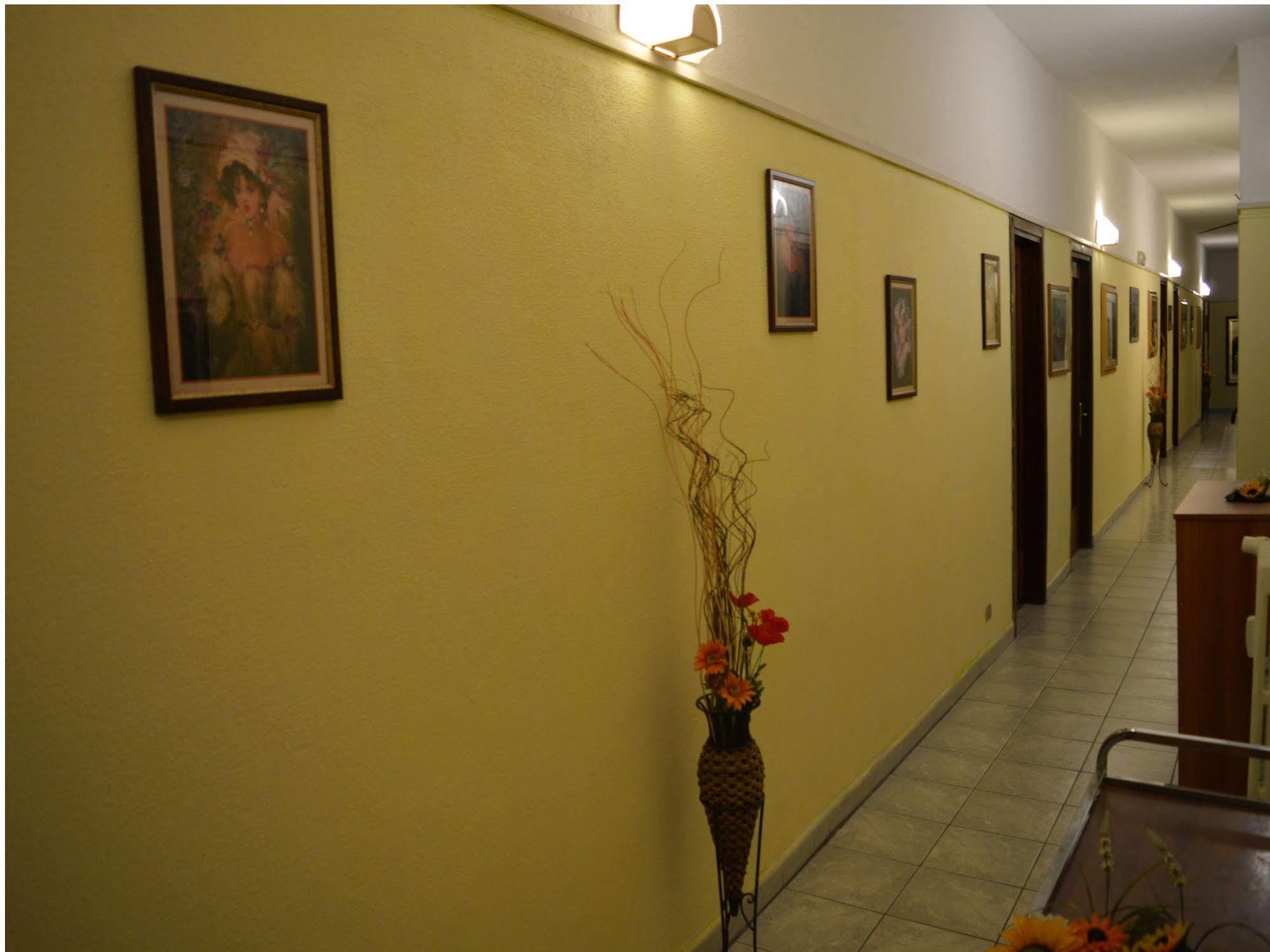 Hotel Stazione Novare Extérieur photo